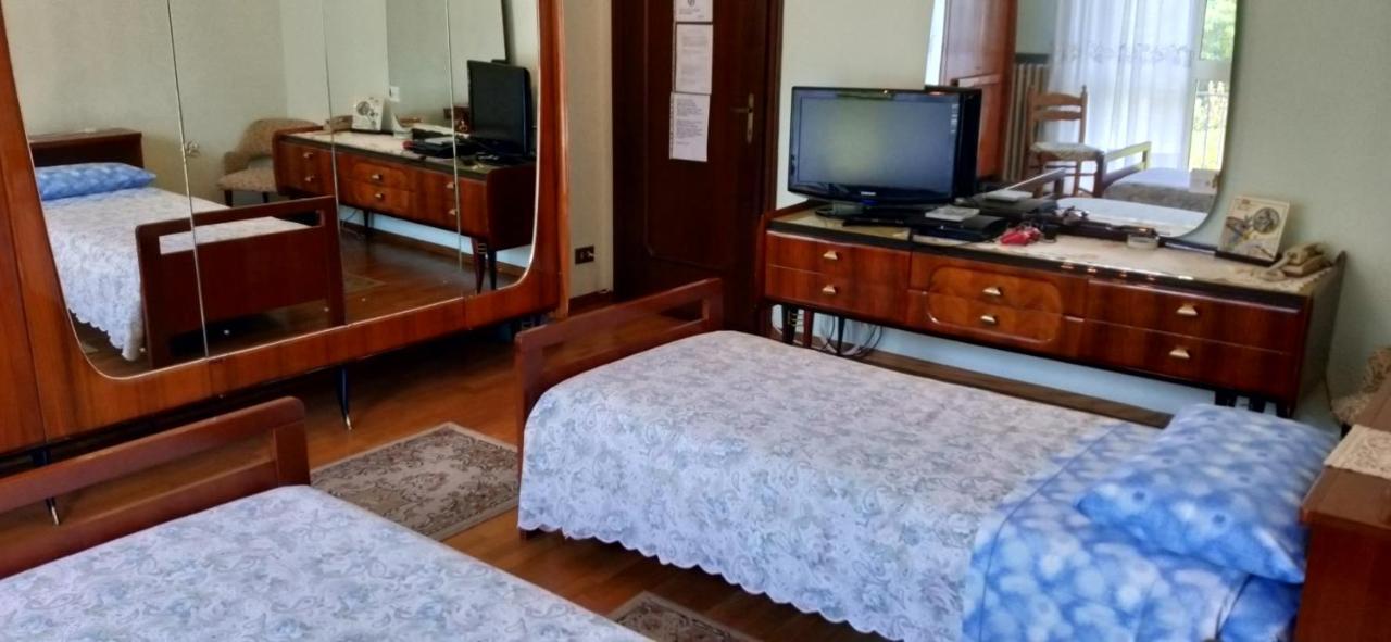 Da Terry Bed & Breakfast Vergiate Luaran gambar