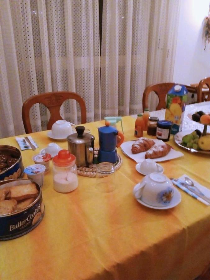 Da Terry Bed & Breakfast Vergiate Luaran gambar